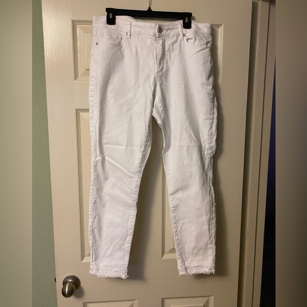 NWOT Loft curvy skinny jeans 30